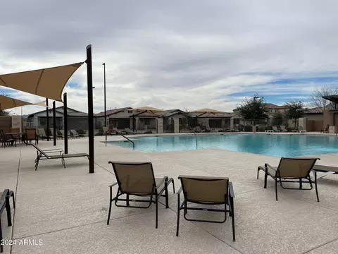 Exterior - 1893 S Henry Ln, Gilbert, AZ 85295 photo 14 of 17