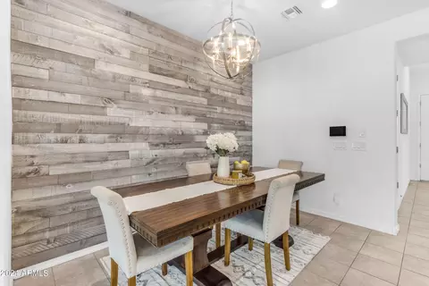 Dining - 1893 S Henry Ln, Gilbert, AZ 85295 photo 2 of 2