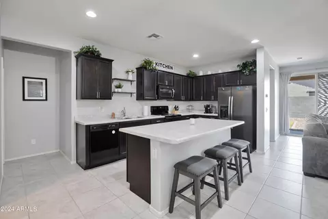 17560 W Patrick Ln, Surprise, AZ 85387