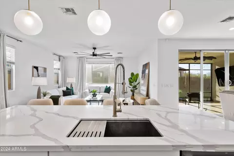Kitchen - 3616 S 78th Dr, Phoenix, AZ 85043 photo 3 of 5