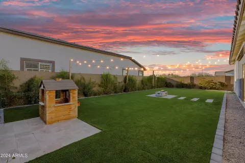 Exterior - 3616 S 78th Dr, Phoenix, AZ 85043 photo 6 of 7