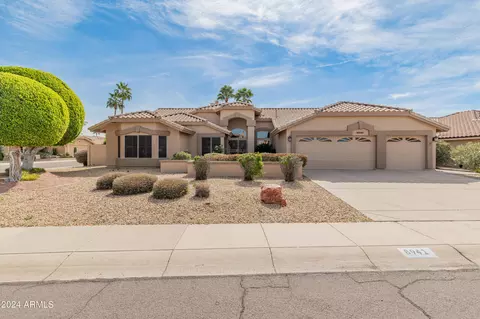 8941 W Utopia Rd, Peoria, AZ 85382