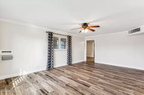 1654 E 1st St, Mesa, AZ 85203 photo 2