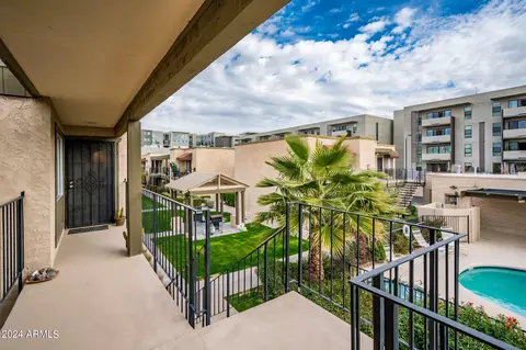 2228 E Campbell Ave #212, Phoenix, AZ 85016