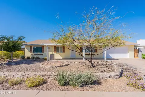 2130 W Greenbriar Dr, Phoenix, AZ 85023