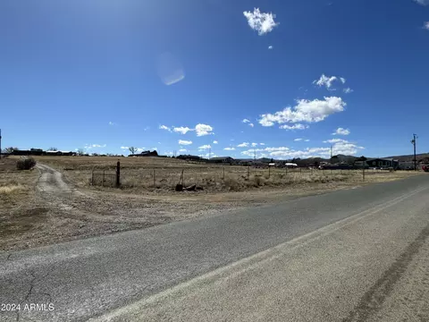 13325 E Prescott St #LOT M1, Dewey, AZ 86327