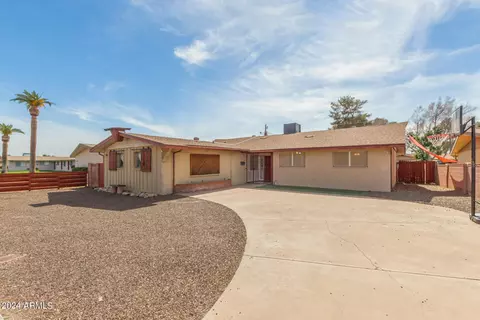 4401 W Keim Dr, Glendale, AZ 85301