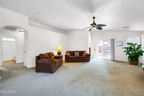 2717 E Hartford Ave, Phoenix, AZ 85032 photo 6