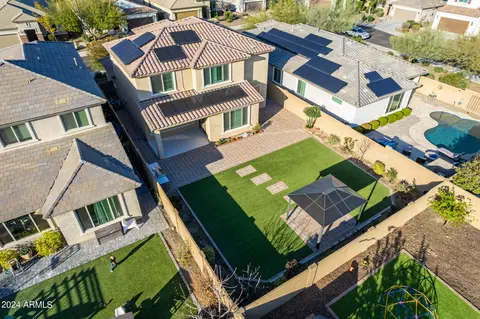 View/Area - 2319 W Mark Ln, Phoenix, AZ 85085 photo 6 of 22
