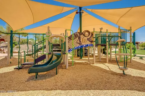 View/Area - 2319 W Mark Ln, Phoenix, AZ 85085 photo 19 of 22