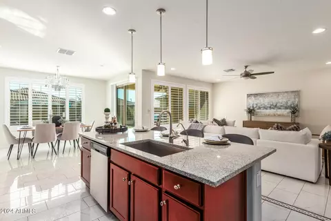 Kitchen - 2319 W Mark Ln, Phoenix, AZ 85085 photo 4 of 4