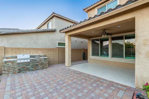 Exterior - 2319 W Mark Ln, Phoenix, AZ 85085 photo 16 of 39
