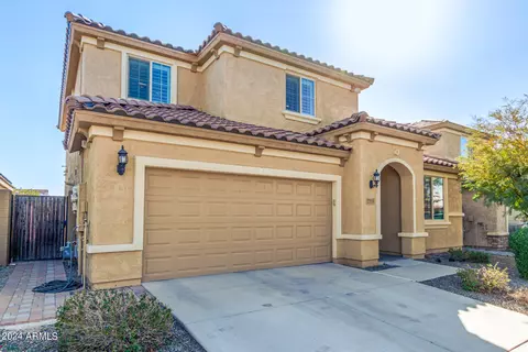 Exterior - 2319 W Mark Ln, Phoenix, AZ 85085 photo 7 of 39