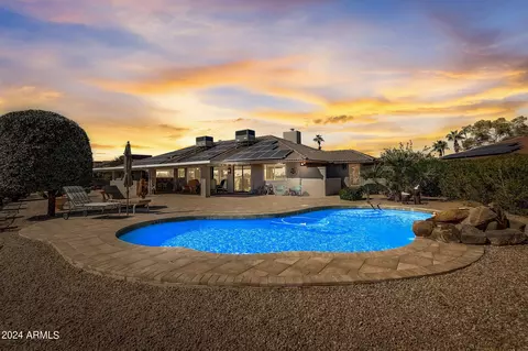 20219 N Crown Ridge Dr, Sun City West, AZ 85375
