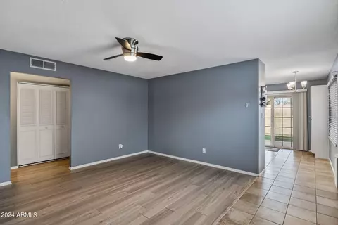 1348 E Palmdale Dr, Tempe, AZ 85282 photo 2