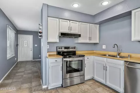 1348 E Palmdale Dr, Tempe, AZ 85282 photo 8