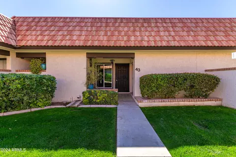 25 N Cottonwood St #43, Chandler, AZ 85225