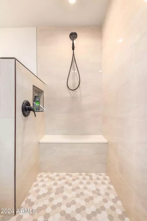 Bath - 9024 E Plana Ave, Mesa, AZ 85212 photo 3 of 4