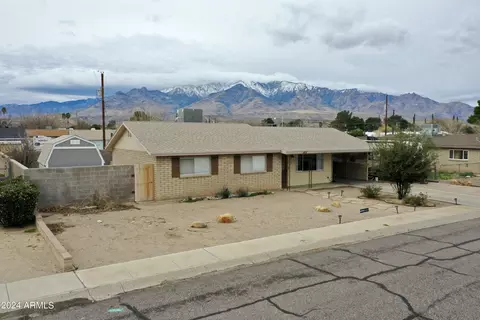 3831 W Anderson St, Thatcher, AZ 85552