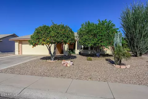 13802 W Oak Glen Dr, Sun City West, AZ 85375