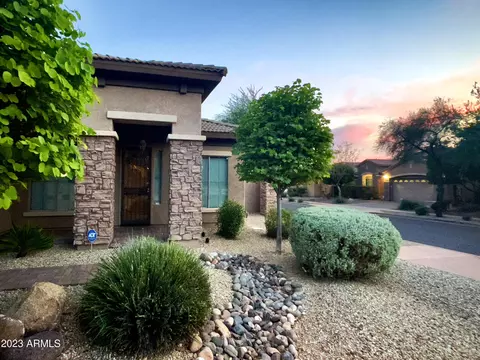 3437 W Languid Ln, Phoenix, AZ 85086