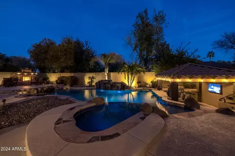 3502 S Peden Ct, Chandler, AZ 85248