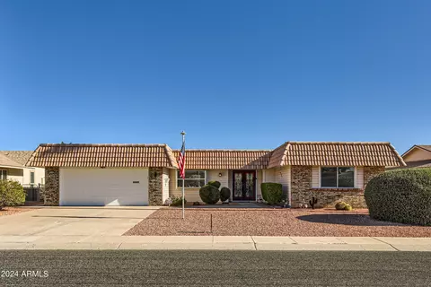 10402 W Desert Rock Dr, Sun City, AZ 85351