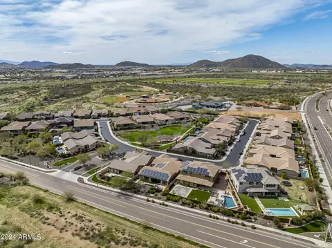 View/Area - 3132 E Half Hitch Pl, Phoenix, AZ 85050 photo 5 of 8