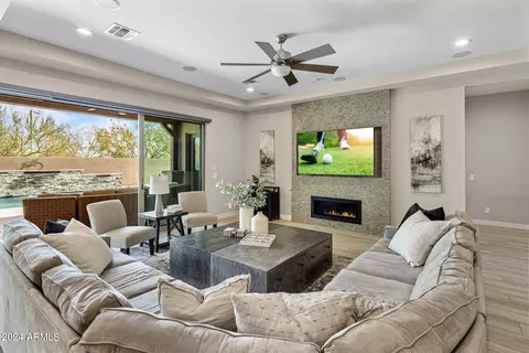 Living - 3132 E Half Hitch Pl, Phoenix, AZ 85050 photo 1 of 4