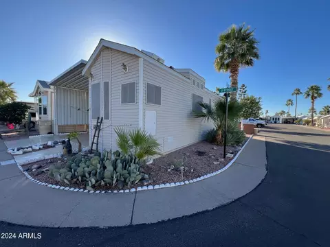 2656 N 56th St #311, Mesa, AZ 85215