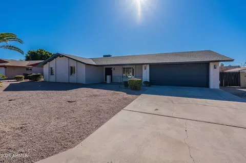Exterior - 6631 E Jasmine St, Mesa, AZ 85205 photo 2 of 8