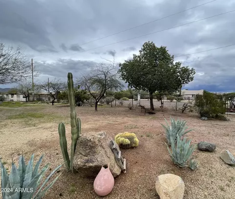 Exterior - 1032 E Irvine Rd, Phoenix, AZ 85086 photo 7 of 11