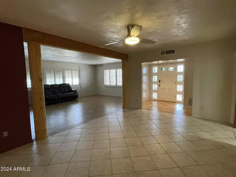 Living - 1032 E Irvine Rd, Phoenix, AZ 85086 photo 2 of 5