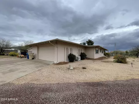Exterior - 1032 E Irvine Rd, Phoenix, AZ 85086 photo 3 of 11