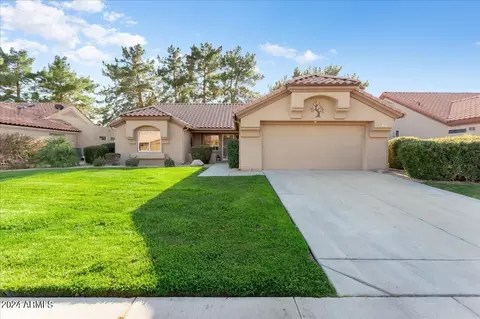 13025 W Broken Arrow Dr, Sun City West, AZ 85375