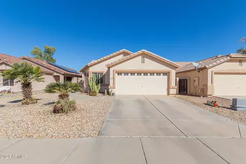 2628 E Denim Trl, San Tan Valley, AZ 85143