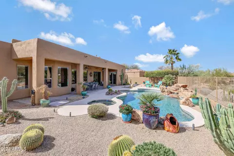 9466 E Mark Ln, Scottsdale, AZ 85262