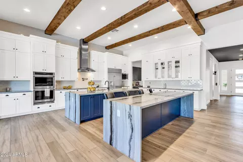 Kitchen - 1338 E Crescent Way, Gilbert, AZ 85298 photo 2 of 4