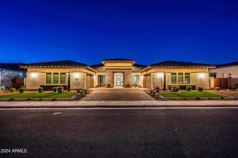 Exterior - 1338 E Crescent Way, Gilbert, AZ 85298 photo 9 of 17