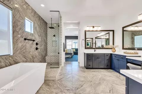 Bath - 1338 E Crescent Way, Gilbert, AZ 85298 photo 3 of 9