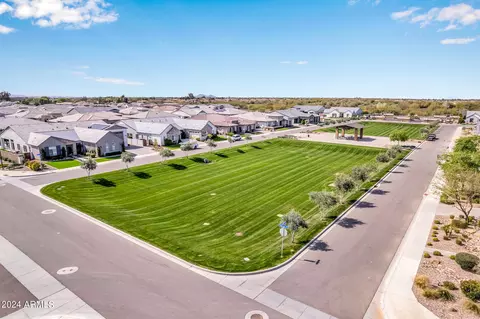 View/Area - 1338 E Crescent Way, Gilbert, AZ 85298 photo 3 of 10