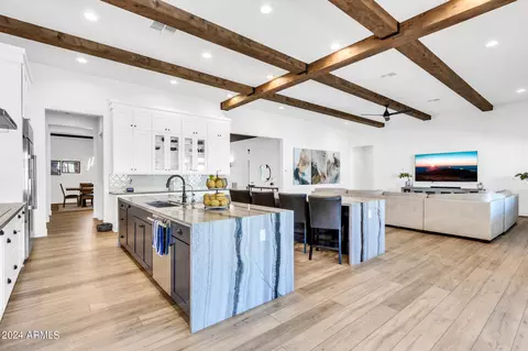 Kitchen - 1338 E Crescent Way, Gilbert, AZ 85298 photo 4 of 4