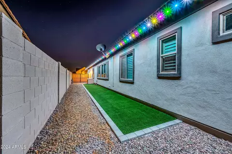 Exterior - 1338 E Crescent Way, Gilbert, AZ 85298 photo 11 of 17
