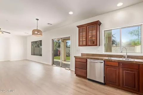 1358 E Joseph Way, Gilbert, AZ 85295 photo 8