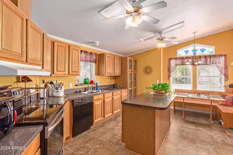 2400 E Baseline Ave #209, Apache Junction, AZ 85119 photo 7