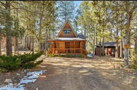 3310 Pine Ridge Dr, Overgaard, AZ 85933