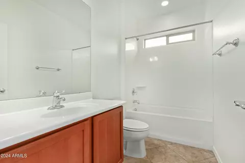 Bath - 11153 E Serafina Ave, Mesa, AZ 85212 photo 1 of 5