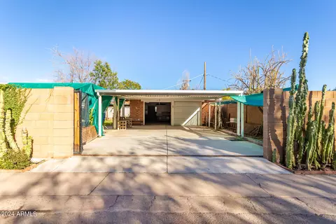Exterior - 2501 E Turney Ave, Phoenix, AZ 85016 photo 17 of 18
