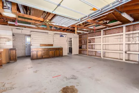 Exterior - 2501 E Turney Ave, Phoenix, AZ 85016 photo 9 of 18