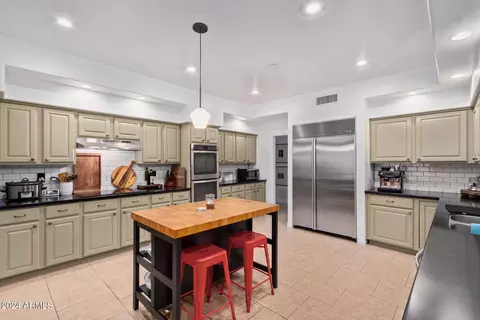 Kitchen - 2140 E Calle Maderas --, Mesa, AZ 85213 photo 2 of 5